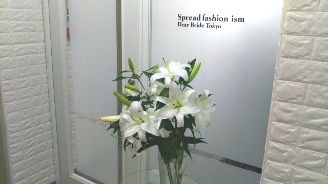 http://www.dearbride.tokyo/blogs/dear-bride-tokyo-flower.jpg